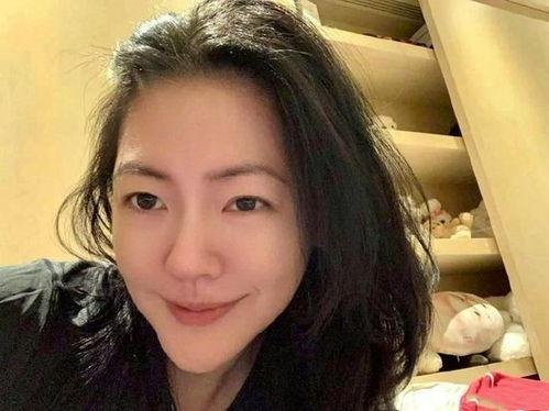 郑州吃瓜阿姨视频曝光,揭秘背后惊人真相