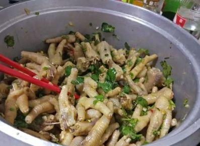 水瓜煲鸡爪可以吃吗视频,家常滋补美食，健康美味两不误