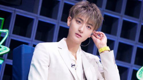 黄子韬吃瓜视频,揭秘娱乐圈幕后真相