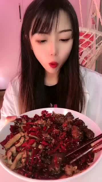 吃蜜瓜的主播是谁啊视频,吃蜜瓜主播是谁？视频带你一探究竟