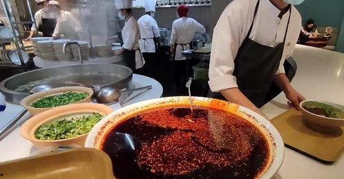 湖州面馆吃瓜事件视频播放,视频曝光引发网友热议