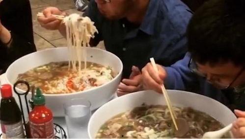 湖州面馆吃瓜事件视频播放,视频曝光引发网友热议