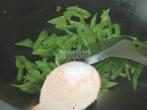 蛇瓜怎样做着吃最好吃视频,视频教你如何烹饪最佳口感