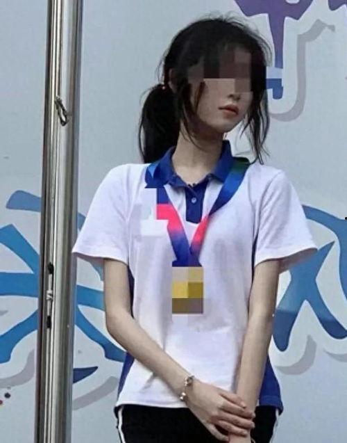 被闺蜜拍的视频吃瓜,揭秘娱乐圈那些不为人知的幕后故事