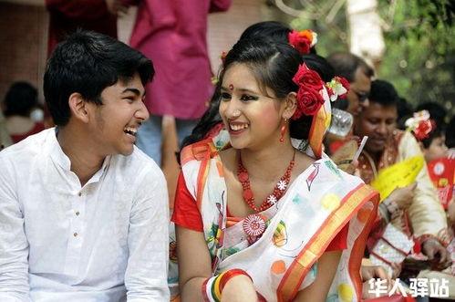 吃瓜鄂州幸福一家人视频,吃瓜视频里的温馨日常